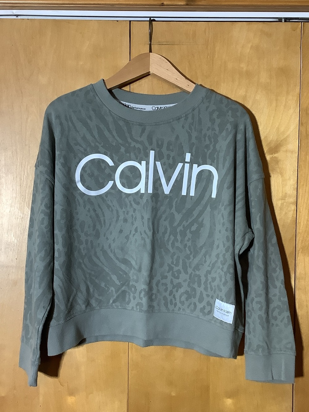 Calvin Klein Performance sage green animal print cropped sweatshirt, size XL